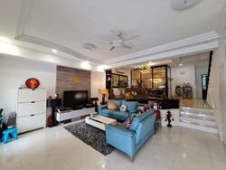 Choa Chu Kang Drive (D23), Terrace #596582451